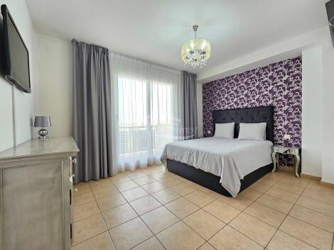 Apartment for sale in  Miraverde, Spain - 5955