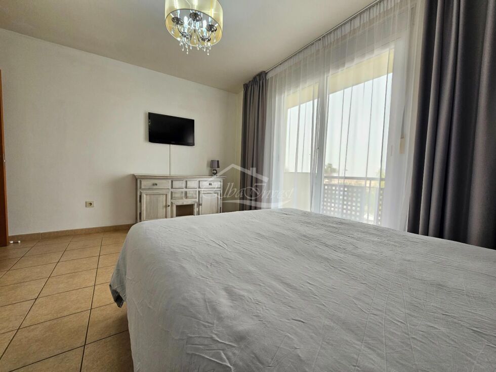 Apartment for sale in  Miraverde, Spain - 5955