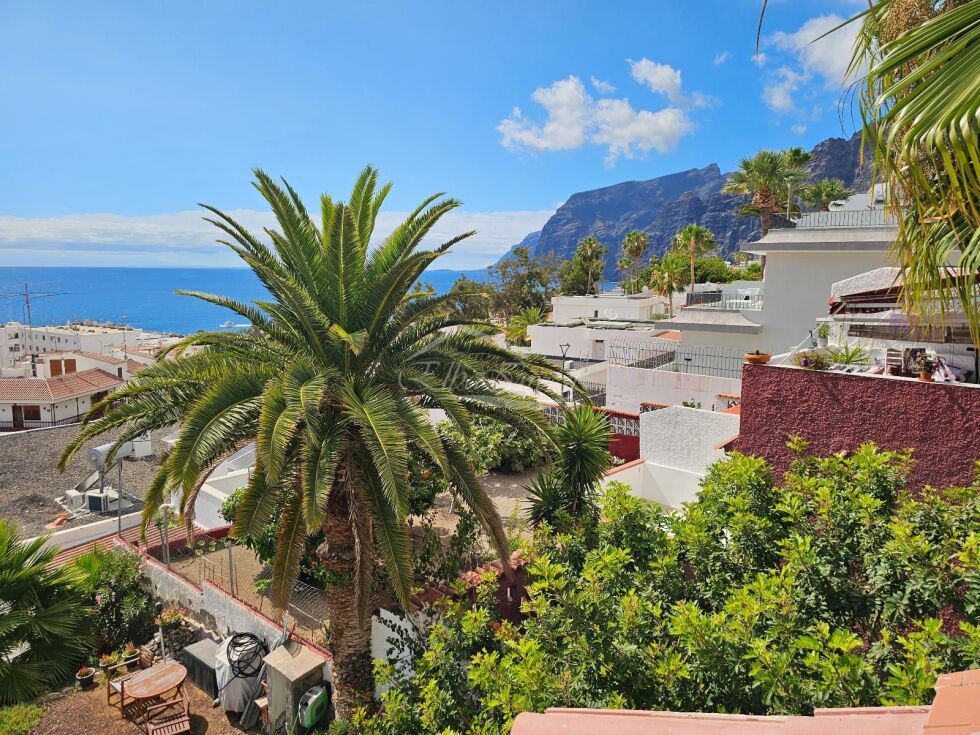Apartment for sale in  Acantilados de Los Gigantes, Spain - 5976