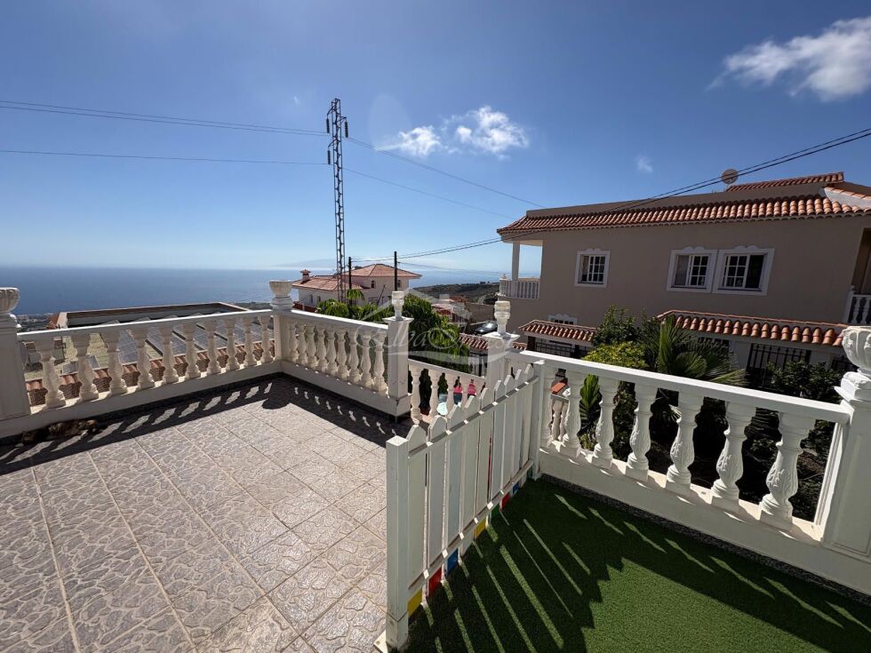 Apartment for sale in  Barrio Los Menores, Spain - 5989