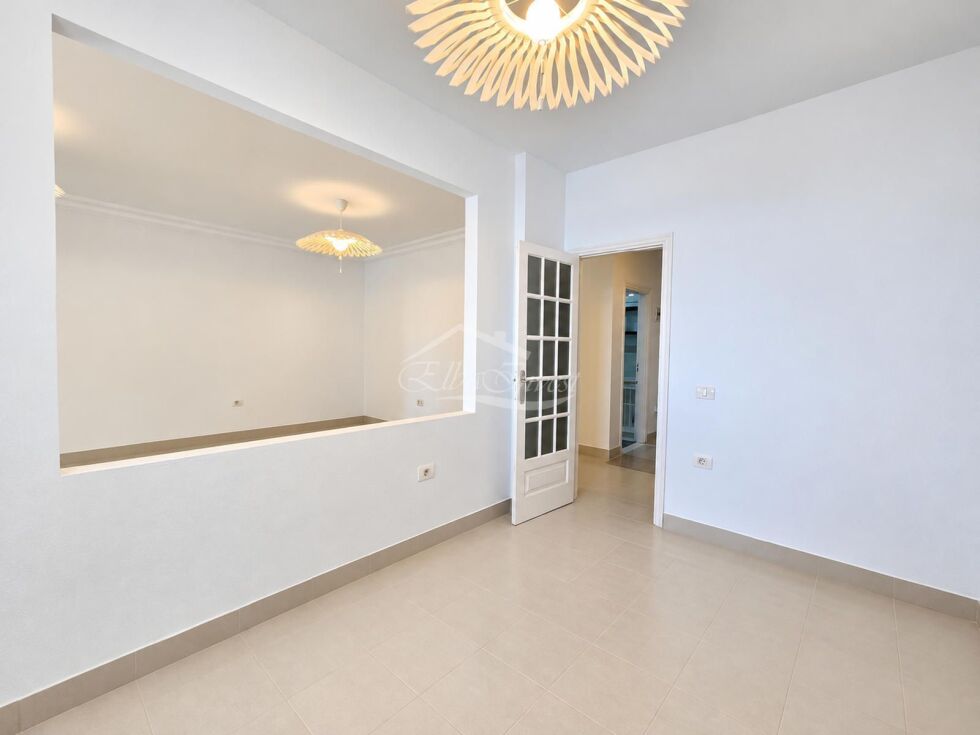Apartment for sale in  Tabaiba, Spain - 6017