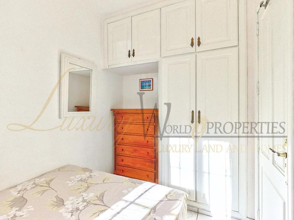 Apartment for sale in  Acantilados de Los Gigantes, Spain - LWP4180C Florida - Los Gigantes