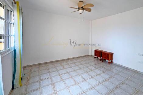 Apartment for sale in  Playa de las Américas, Spain - LWP7063 Balcon del Atlantico 4-Torviscas