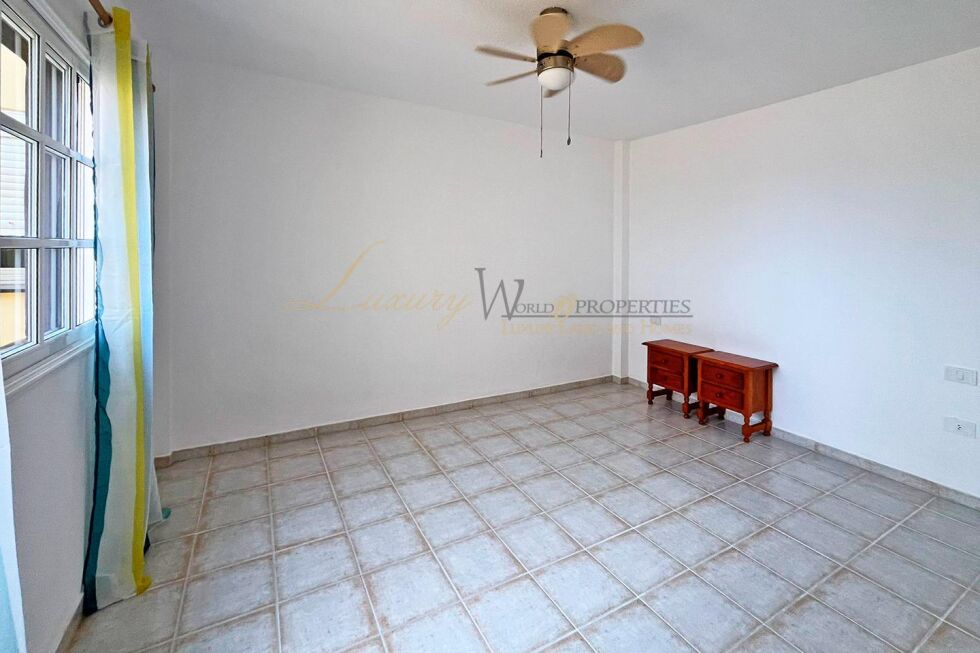 Apartment for sale in  Playa de las Américas, Spain - LWP7063 Balcon del Atlantico 4-Torviscas
