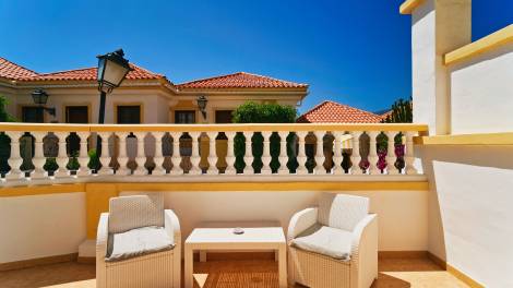 Apartment for sale in  Windsor Park, San Eugenio Alto, España - TR-2683