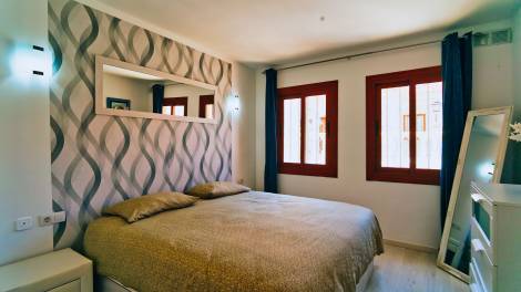 Apartment for sale in  Windsor Park, San Eugenio Alto, España - TR-2683