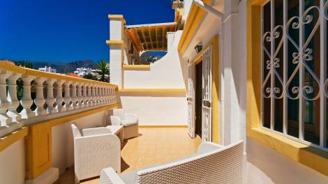 Apartment for sale in  Windsor Park, San Eugenio Alto, España - TR-2683