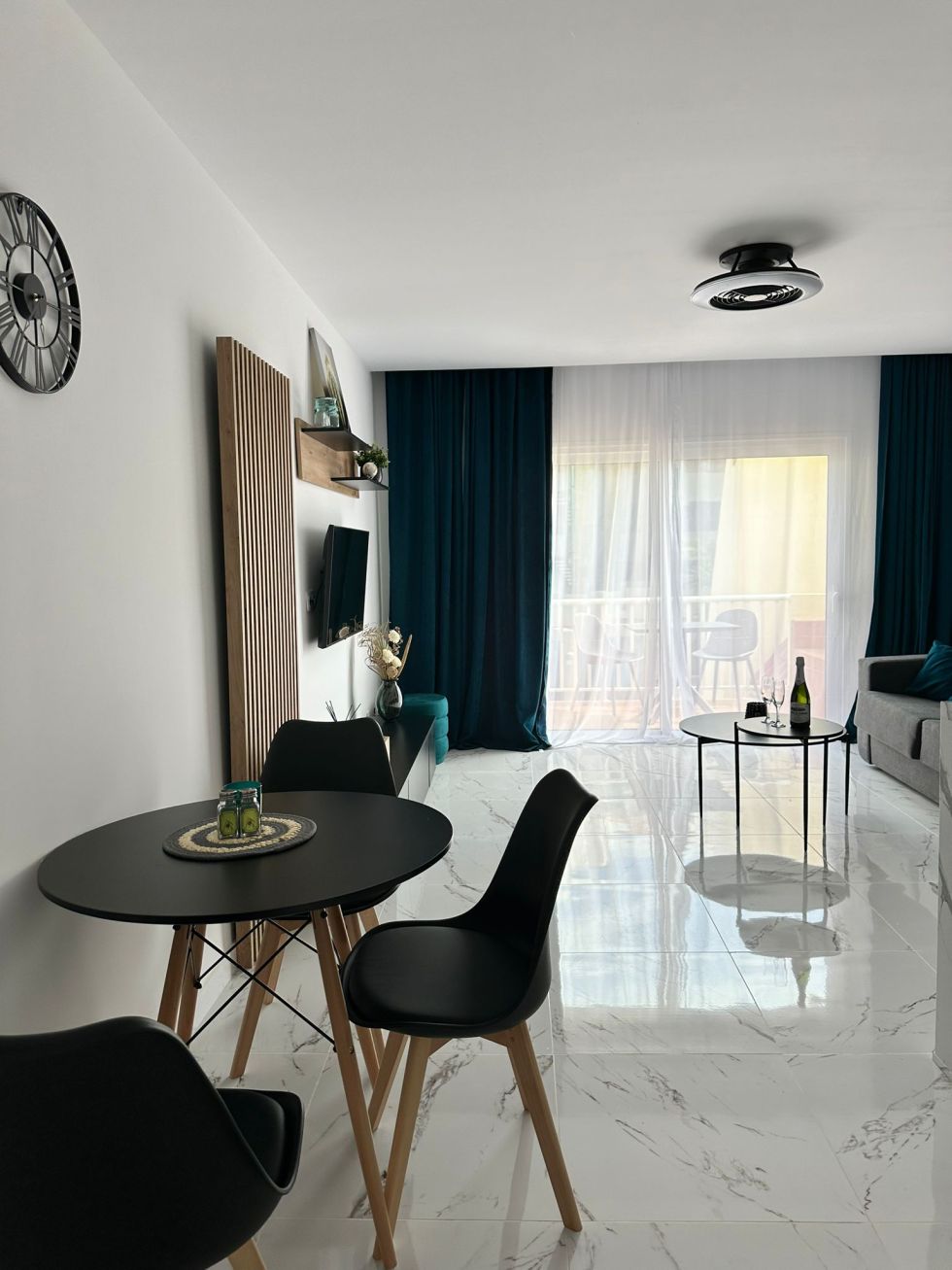 Apartment for sale in  Mareverde, Playa de Fañabe, España - TR-2741