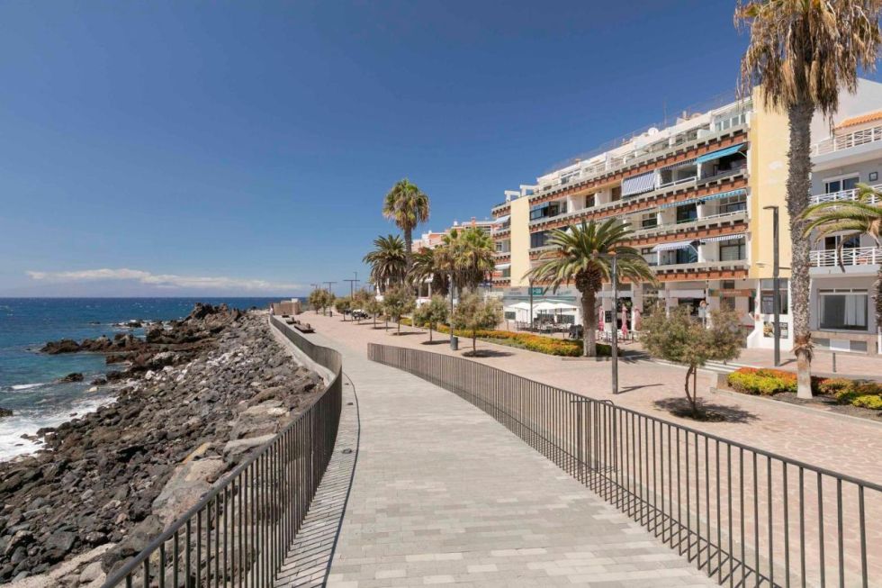 Apartment for sale in  Playa San Juan, Spain - TR-2760