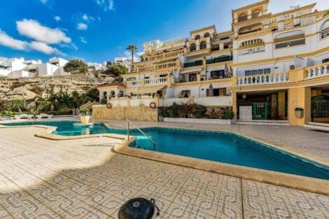 Apartment for sale in  Windsor Park, Costa Adeje, Spain - TR-3051