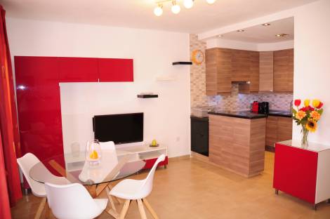 Apartment for sale in  Edificio Primavera, Los Cristianos, Spain - TRC-3019