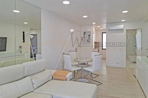 Apartment for sale in  Tenerife, Spain - LWP5015 Colon 1-Playa de las Americas