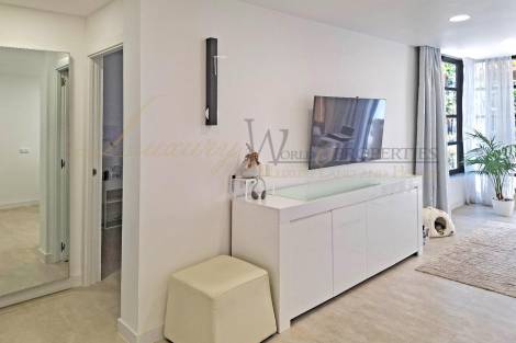 Apartment for sale in  Tenerife, Spain - LWP5015 Colon 1-Playa de las Americas