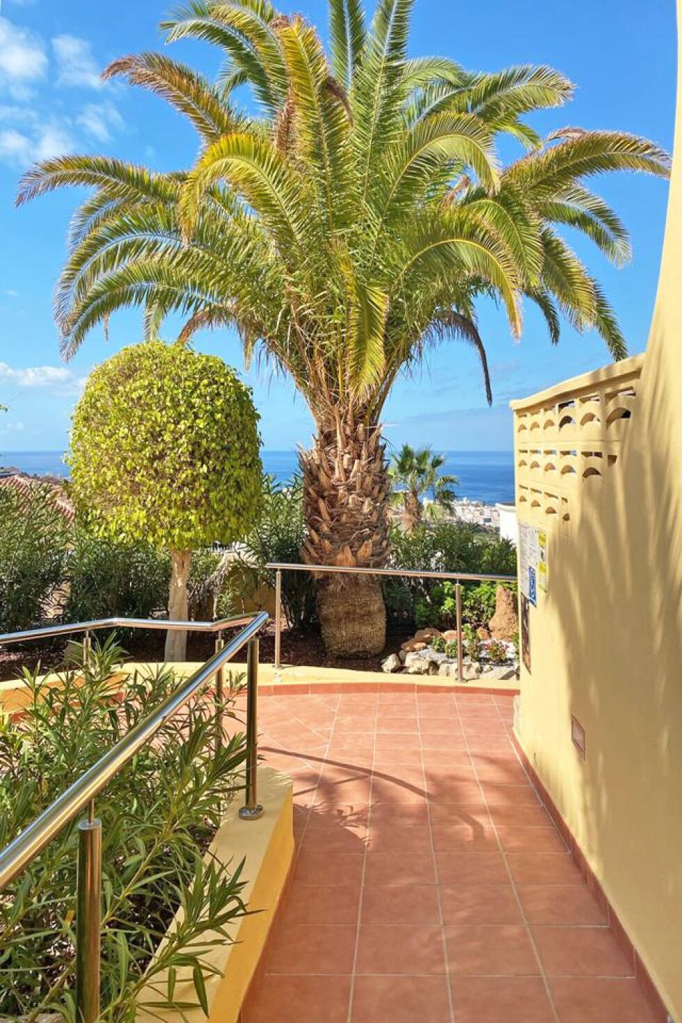 Apartment for sale in  Torviscas Bajo, Spain - LWP7025 Balcon del Atlantico 4-Torviscas