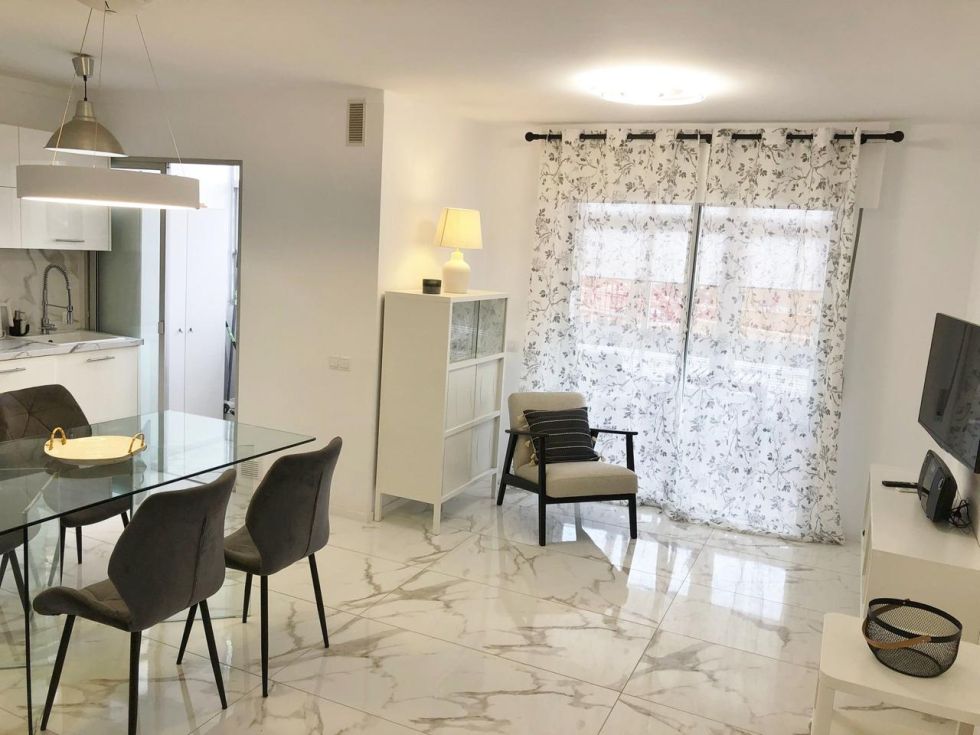 Apartment for sale in  Urbanización Palmeras Del Sur, San Eugenio Bajo, Spain - TRC-2635