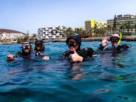 Diving Atlantis: Snorkeling Experience