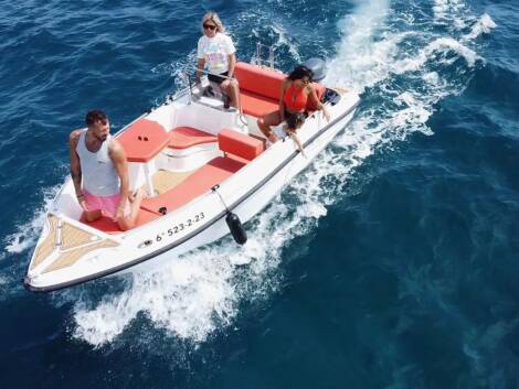 Boat Rental without License La Niña
