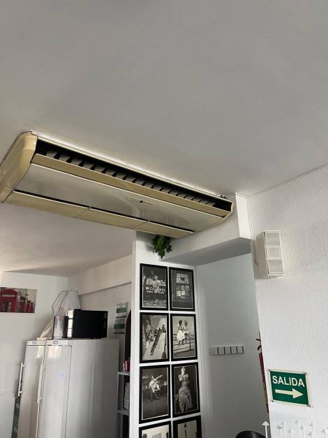 Bar/restaurant for sale in  Arona, Spain - TR-2976