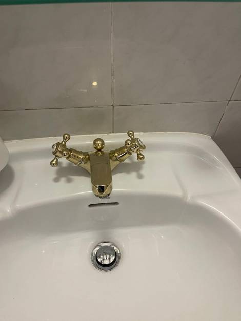 Bar/restaurant for sale in  Arona, Spain - TR-2976