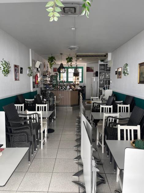 Bar/restaurant for sale in  Arona, Spain - TR-2976
