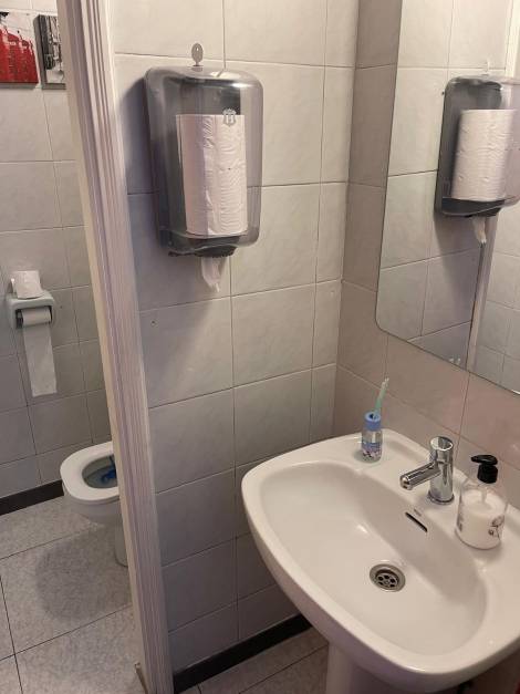 Bar/restaurant for sale in  Arona, Spain - TR-2976