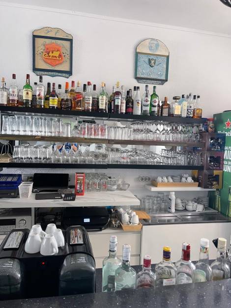 Bar/restaurant for sale in  Arona, Spain - TR-2976