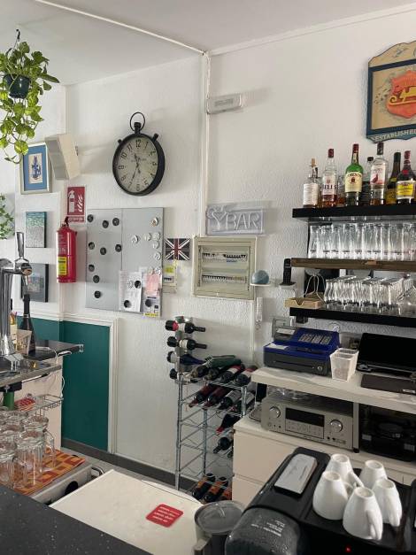 Bar/restaurant for sale in  Arona, Spain - TR-2976