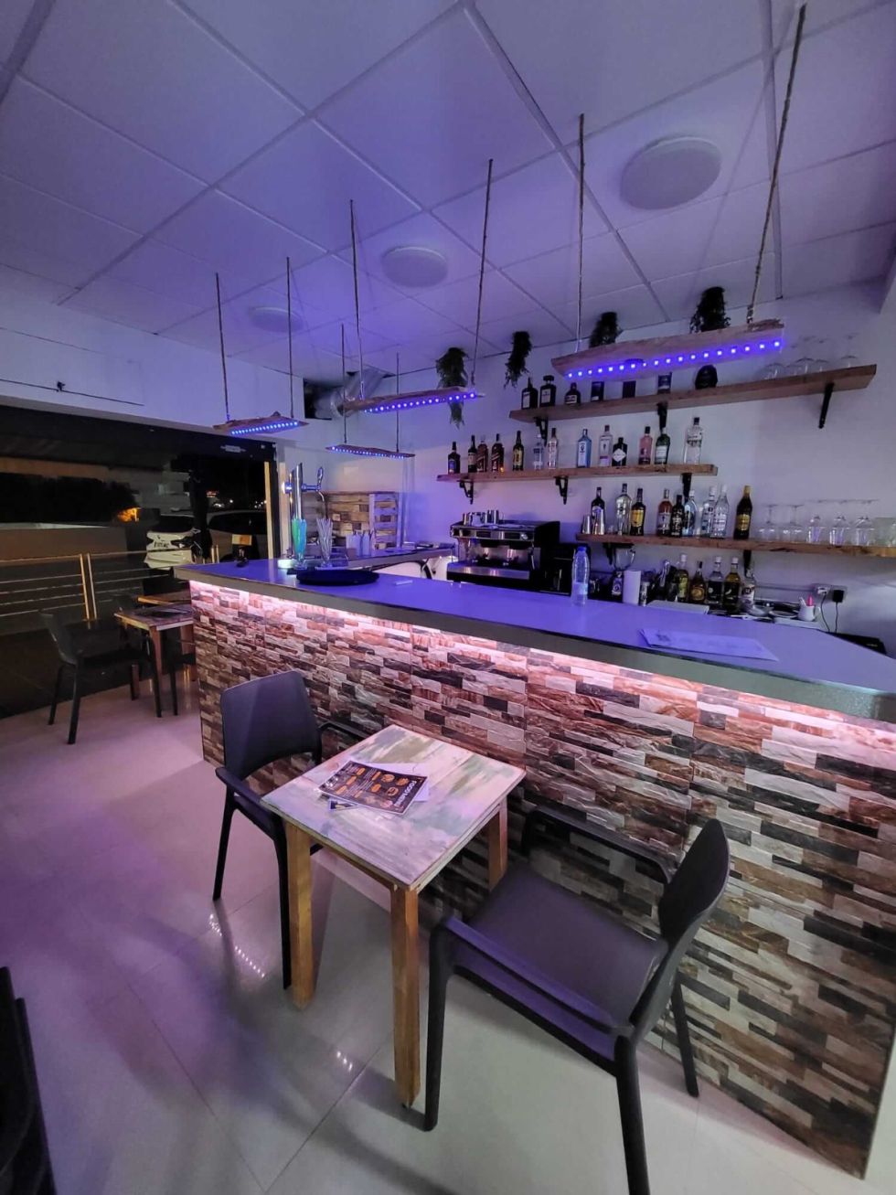 Bar/restaurant for sale in  Costa Adeje, Spain - TR-2806