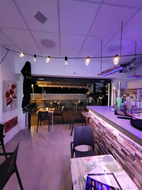 Bar/restaurant for rent in  Costa Adeje, Spain - TR-2806