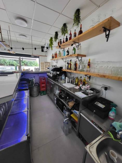 Bar/restaurant for rent in  Costa Adeje, Spain - TR-2806