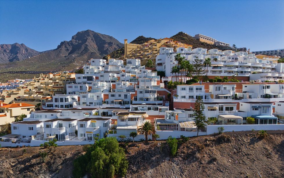 Bungalow for rent in  Las Mimosas, Costa Adeje, Spain - TR-2980