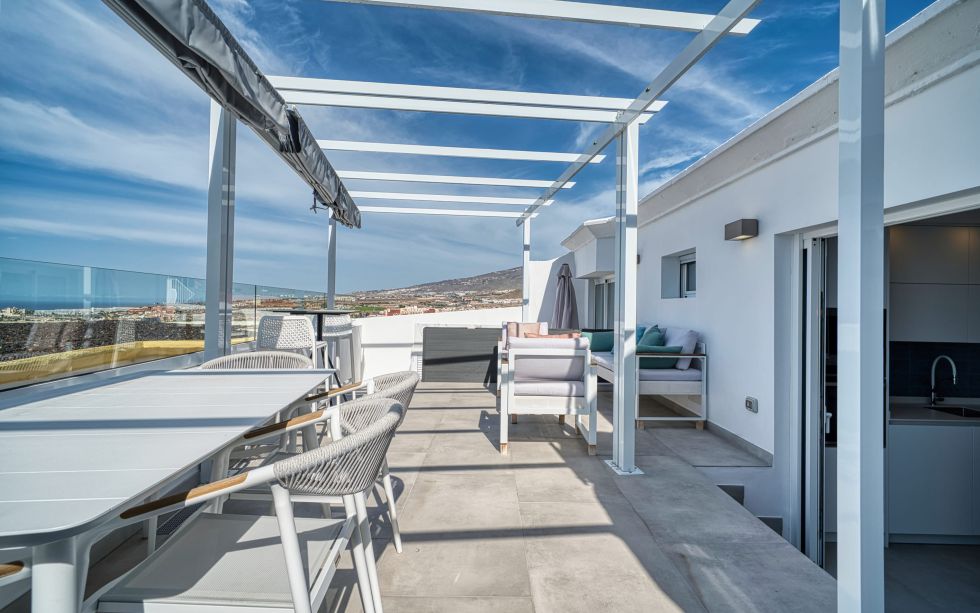 Bungalow for rent in  Las Mimosas, Costa Adeje, Spain - TR-2980