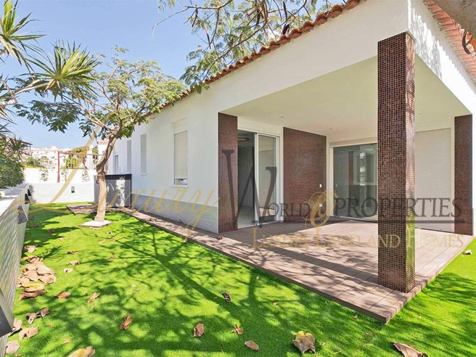 Bungalow for sale in  Amarilla Golf, Spain - LWP4713 El Barranco - Golf del Sur