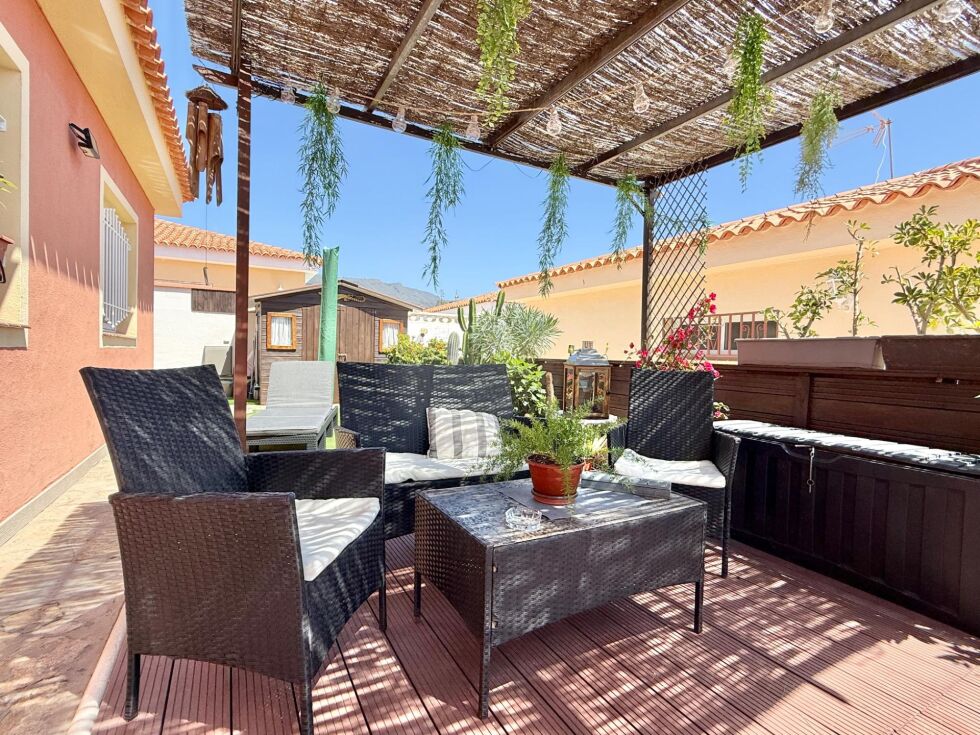 Bungalow for sale in  Callao Salvaje, Spain - P00092