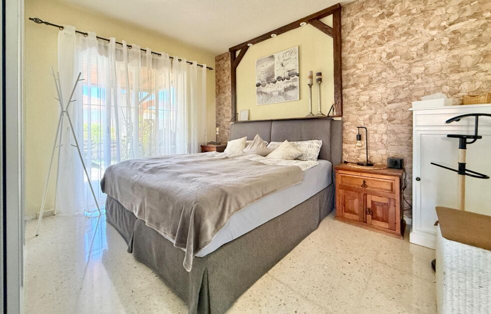 Bungalow for sale in  Callao Salvaje, Spain - P00092