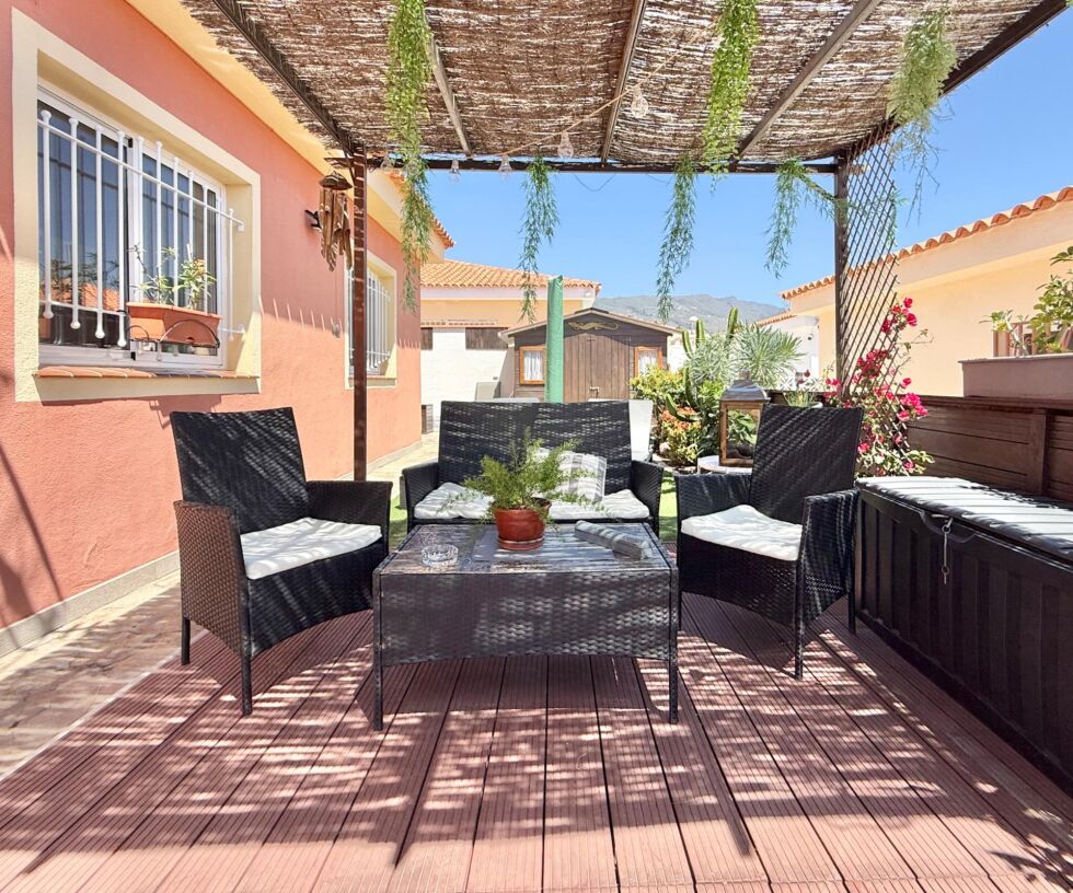 Bungalow for sale in  Callao Salvaje, Spain - P00092