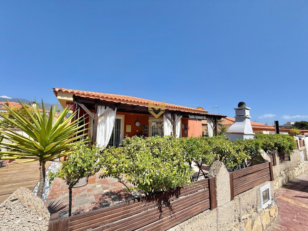 Bungalow for sale in  Callao Salvaje, Spain - P00092