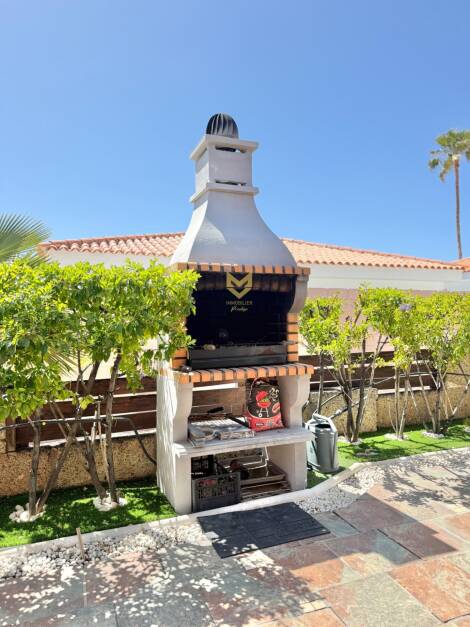 Bungalow for sale in  Callao Salvaje, Spain - P00092