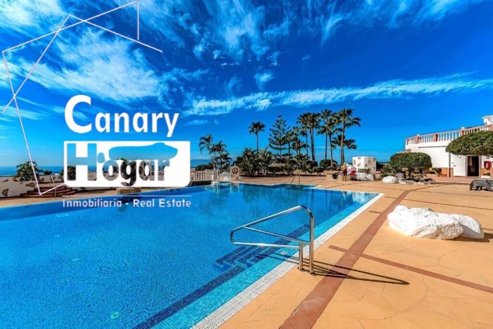 Bungalow for sale in  Costa Adeje, Spain - 054421