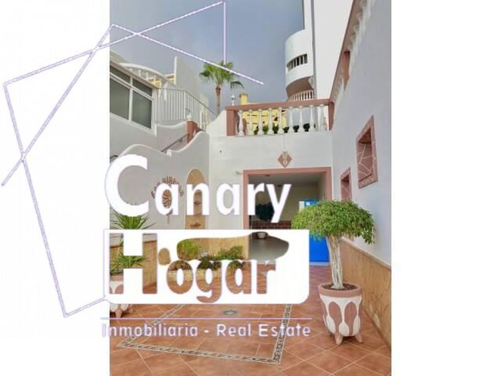 Bungalow for sale in  Costa Adeje, Spain - 054421