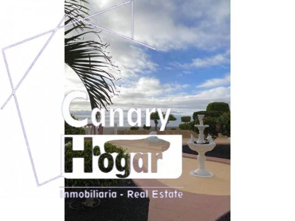 Bungalow for sale in  Costa Adeje, Spain - 054421