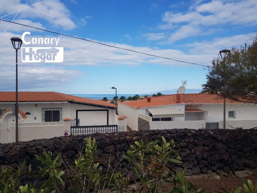 Bungalow for sale in  Costa Adeje, Spain - 055561