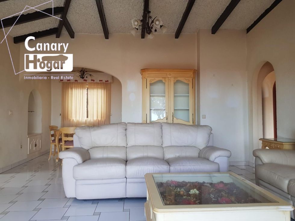 Bungalow for sale in  Costa Adeje, Spain - 055561