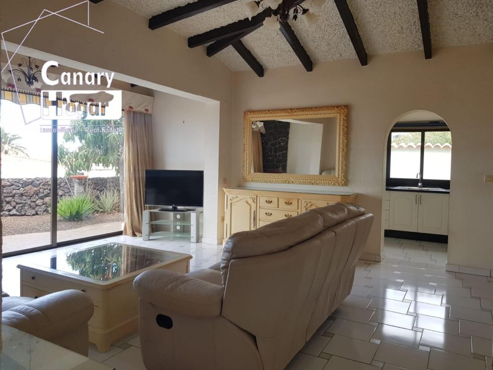 Bungalow for sale in  Costa Adeje, Spain - 055561