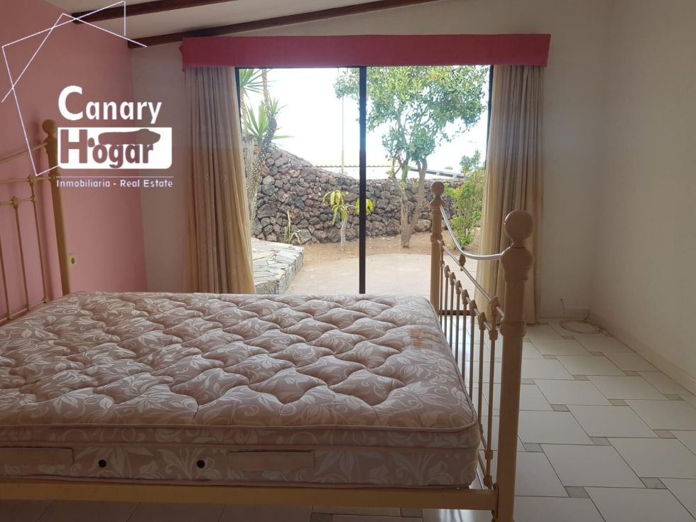 Bungalow for sale in  Costa Adeje, Spain - 055561