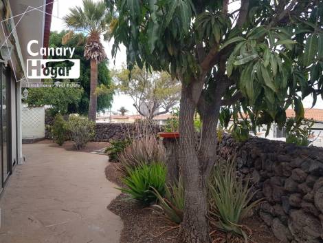 Bungalow for sale in  Costa Adeje, Spain - 055561