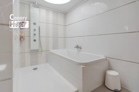 Bungalow for sale in  Costa Adeje, Spain - 056381