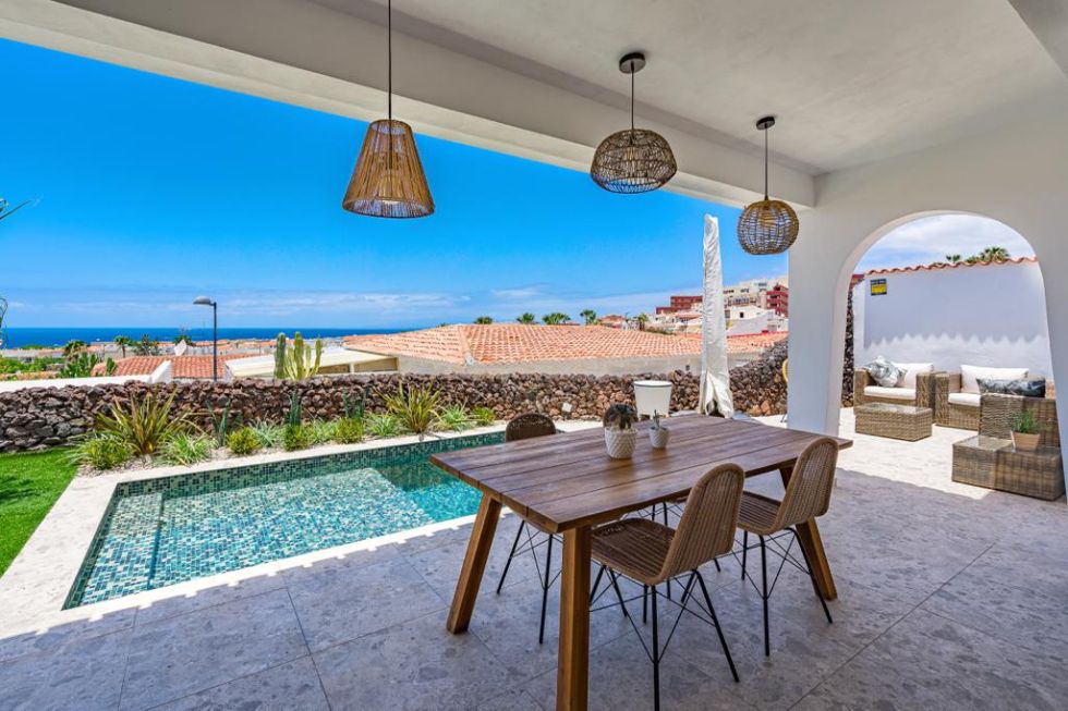 Bungalow for sale in  Miraverde, Costa Adeje, Spain - TRC-2537