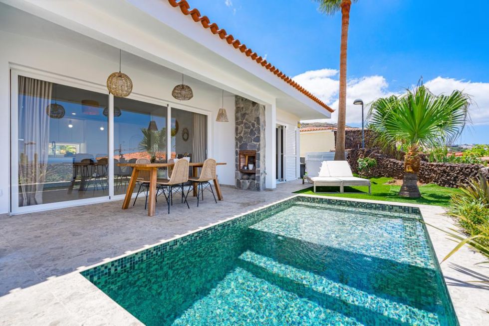 Bungalow for sale in  Miraverde, Costa Adeje, Spain - TRC-2537