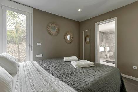 Bungalow for sale in  Costa Adeje, Spain - TR-2853